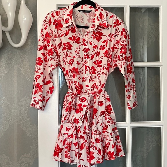 Zara Dresses & Skirts - Zara Floral Dress